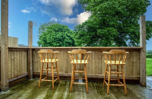 West Jordanston Farm Cottage - 4 Bedroom Cottage - St Florence