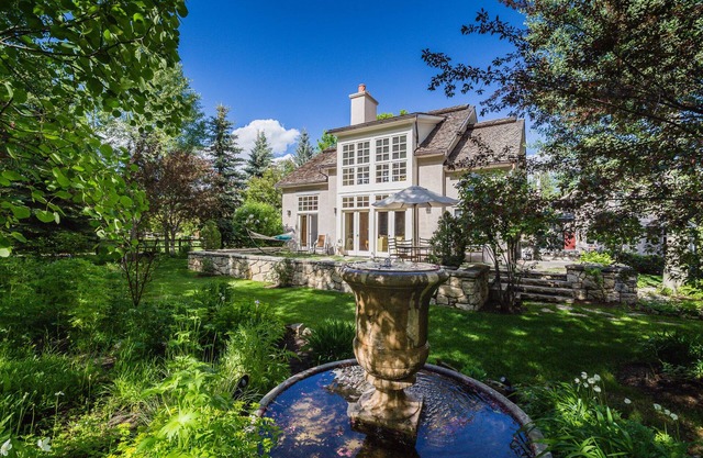 West Ketchum Sun Valley French Cottage - 5 Blocks to Main Street