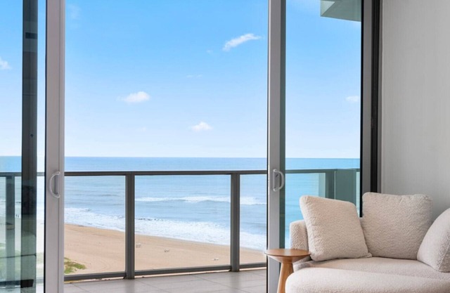 West Palm Beach area Oceanfront High-Rise Condo