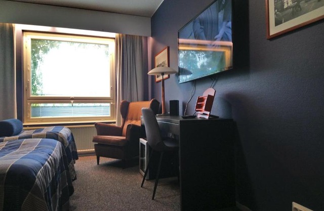 West Side Hotel