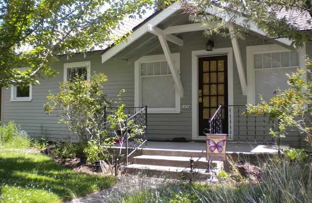 Westlake Cottage - Great Weekly & Monthly Rates - walk Downtown