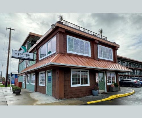 Westport Inn