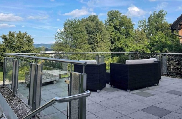 Whg. 110 qm m. Bergblick