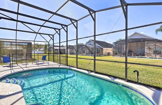Whimsical Kissimmee Abode Near Golf Courses!