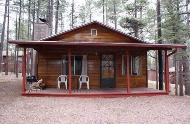 Whispering Pines Resort- Cabin #14