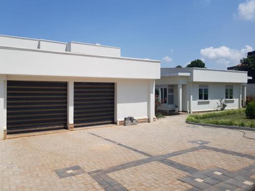 White House Entebbe kawuku