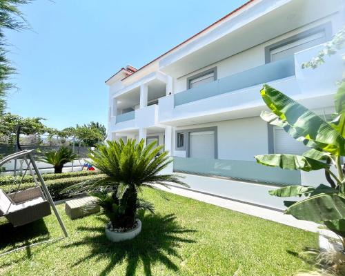 White House Kokas Luxury Apartments