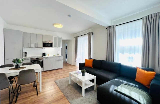 White Inn - Ferienwohnung mit Terrasse