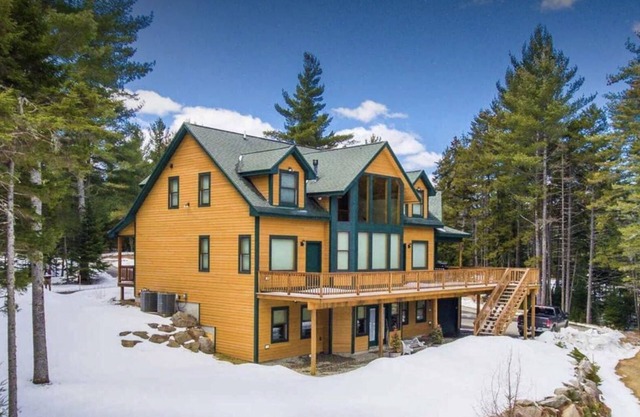 White Mountains Getaway- Welcoming seasonal renters! CLOSE TO BRETTON WOODS