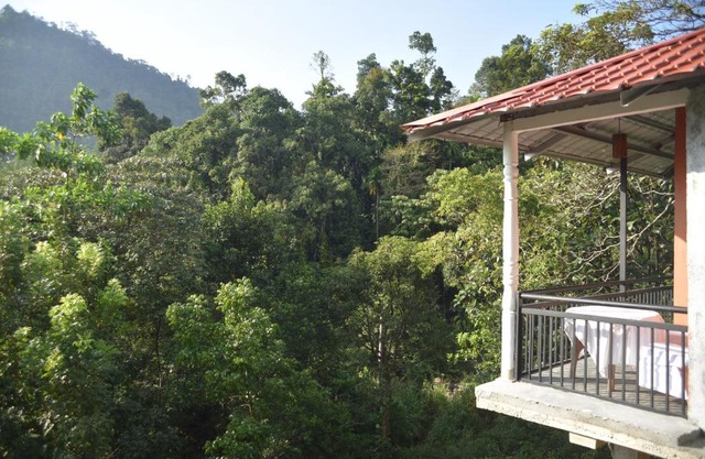 White Villa Kitulgala