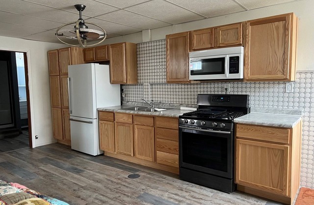 Whitewood Rally Apartment