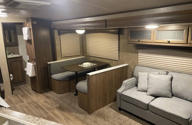 Whole Rv for You Free Parking & Self Check-in.