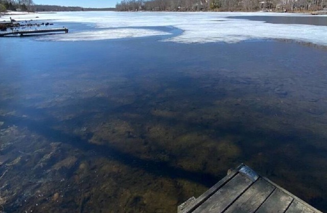 Wholesome Lakefront Home! - Close to Kalahari-Camelback Sleeps 12