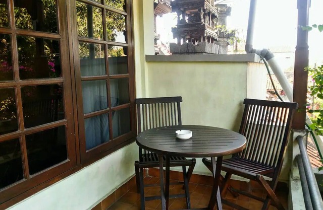 Widi House Nusa Dua - sleeps six, near bay and beaches