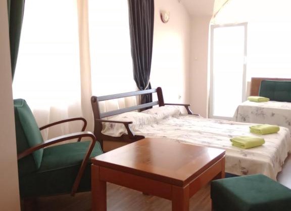 Wild Cherry 2 bedroom Apartament Economy-3
