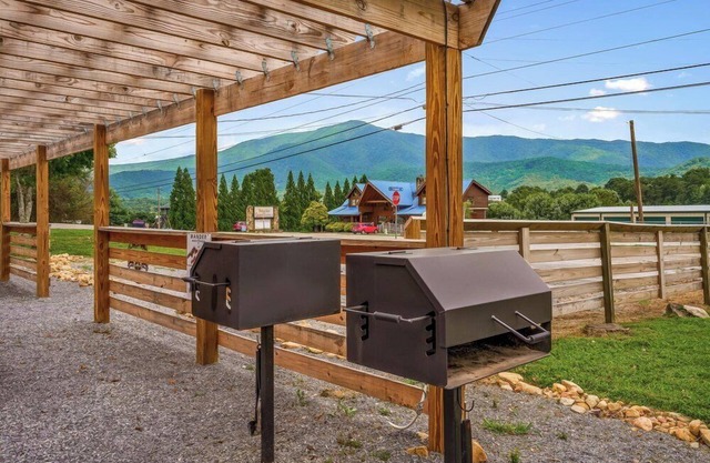 Wild Mountain Lodge