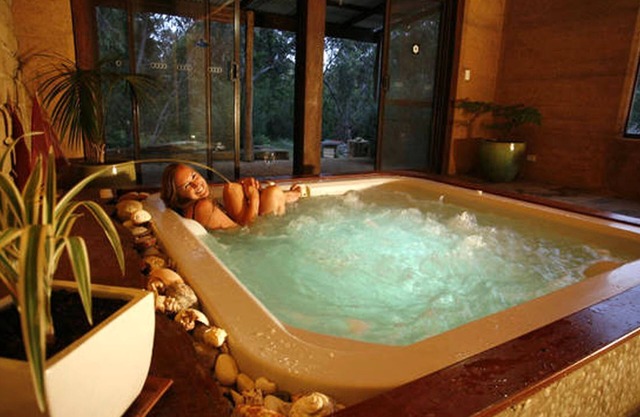 Wilderness By The Sea- Private bush retreat & SPA
