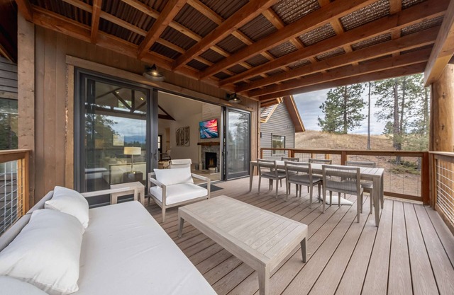 Wilderness Club Haven for 12!
