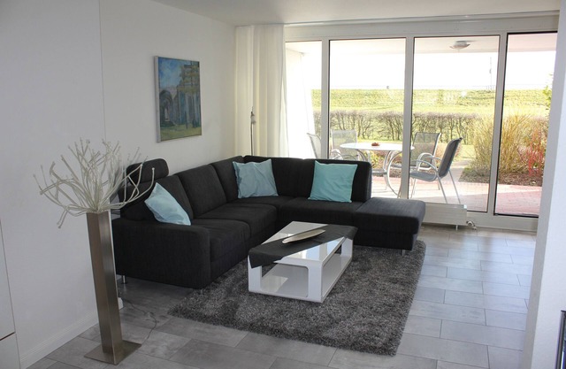 Wilhelmshaven Südstrand: Hochw. Duplex apartment right on South Beach