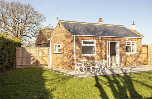 Willow Cottage a quaint holiday cottage in Wigtoft, Boston Lincolnshiren