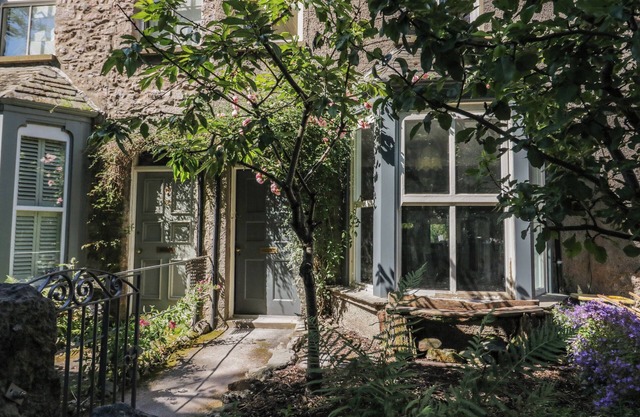 Willow Cottage