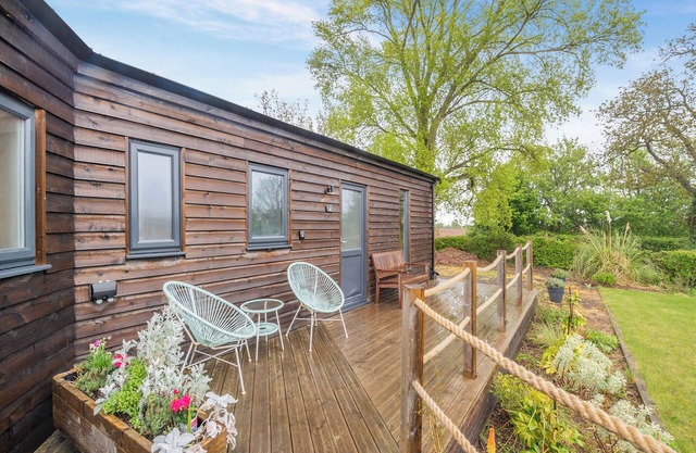 Willow Lodge 2 - UK48643