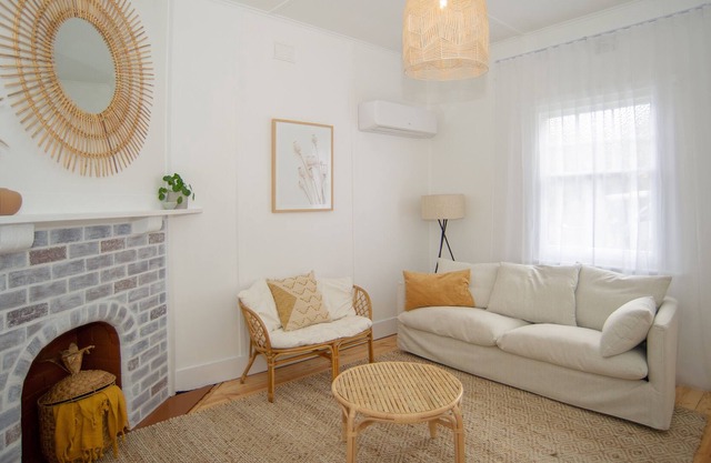 Willow ~Prime location~ new renovated~ cosy boutique cottage