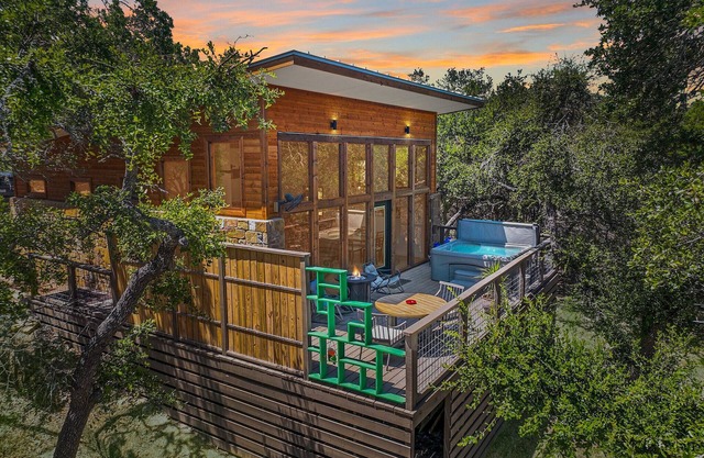 Windmill Ranch- Arbor Casita #3 I Hot tub, pond