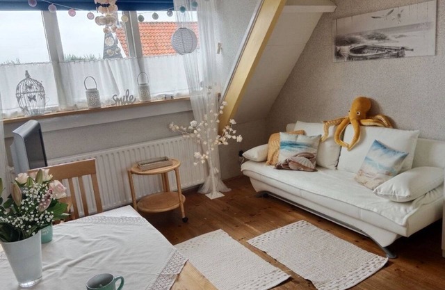 Window view of the dunes! 10% weekly discount from August to December!