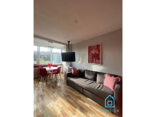 Wine Apartment 5 min to Old Town Gdańsk