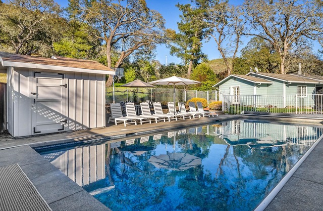 Wine Country Retreat w/Pool, 10 Mi to Dtwn Sonoma