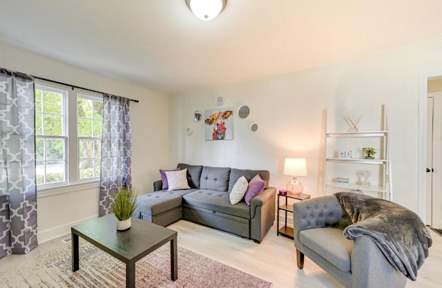 Winston-Salem Vacation Rental about 3 Mi to Downtown!
