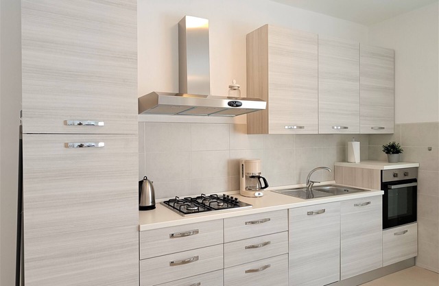 Winter Spring Summer Apartments