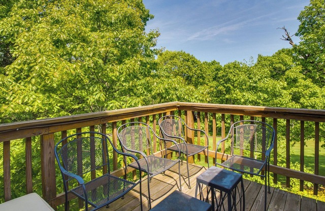 Wintergreen Resort Vacation Rental w/Pool Access!