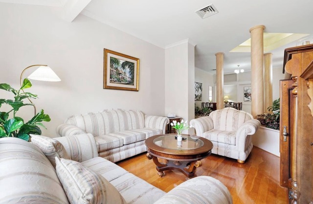 Winthrop Mansion - 5 Bed, 3 Bath, Pool Table, BBQ