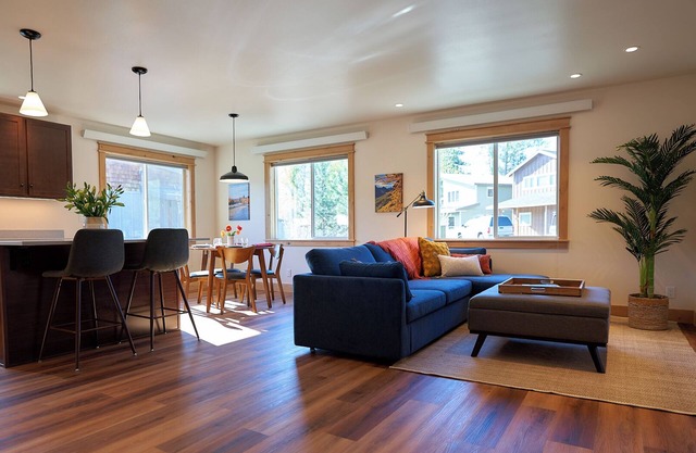 Winthrop Trailside Getaway 1 - A cozy trailside retreat in the Methow Valley.