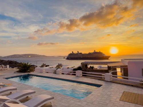 With-inn Mykonos Suites