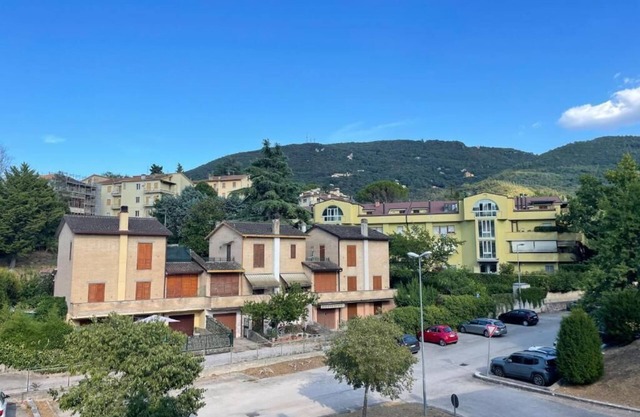 Within walking distance of the historic center, comfortable in a quiet area with parking