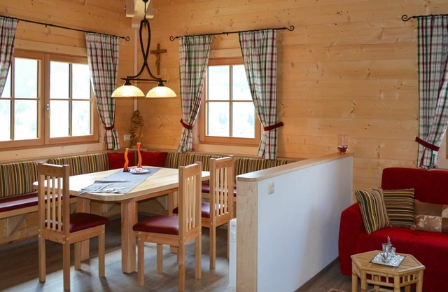 Wonderful private villa for 8 guests with WIFI, TV, terrace, pets allowed and parking