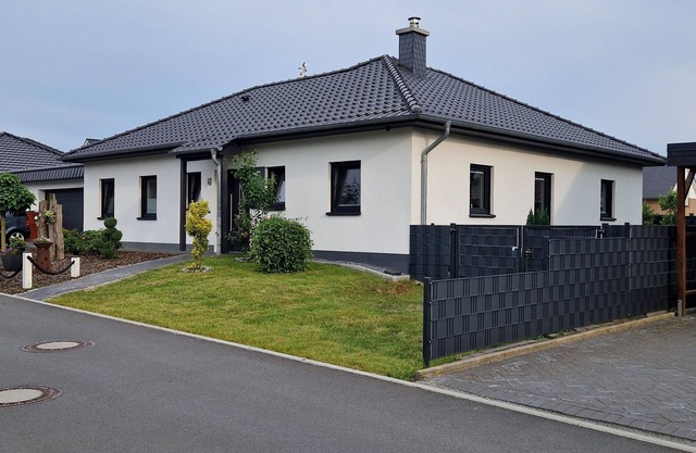 Wohlfühlbungalow mit Eingezäunten Garten in Ruhiger Umgebung