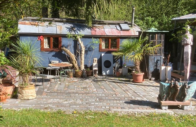 Wohnen im Historischen Zirkuswagen