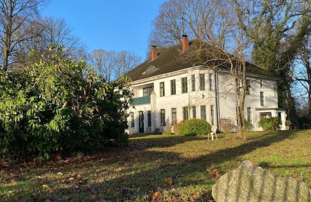 Wohnen in der Villa im Park
