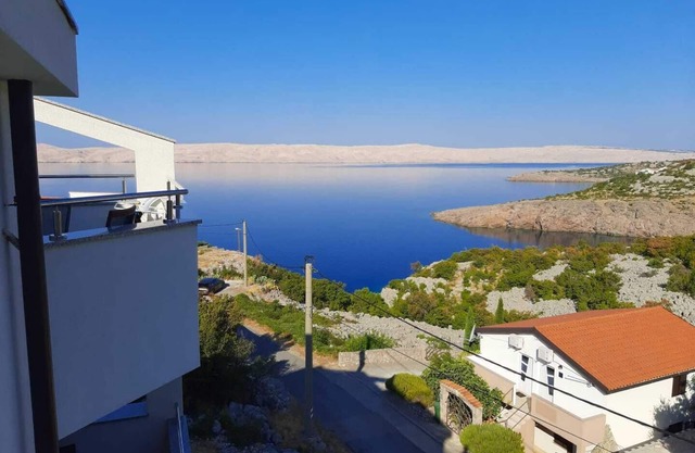 Wohnung für 2 in Einer Villa mit Wunderschönem Meerblick