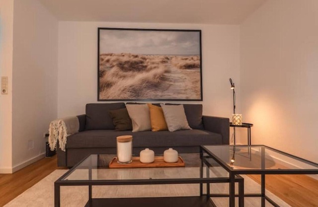 Wohnung mit Tiefgarage u. Balkon