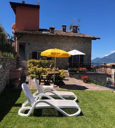 Wohnung Nr 2 Im Casa Mary Mit Balkon Und Seeblick