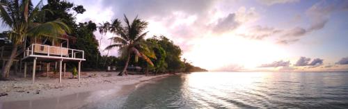 Wokisok Beach Bungalows
