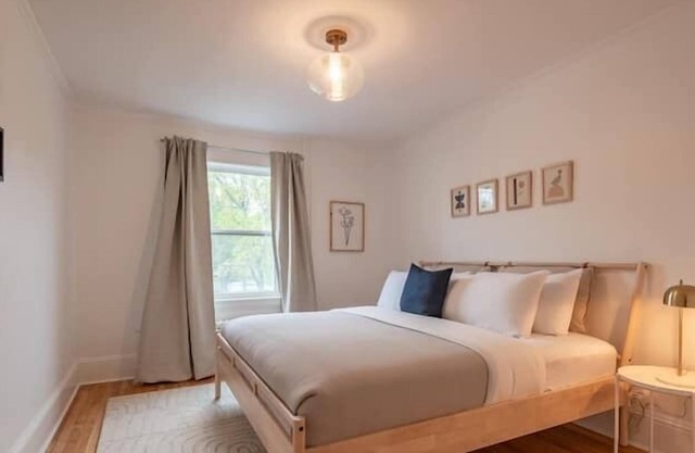 Wolfville Downtown near Acadia - Modern Suite with Parking