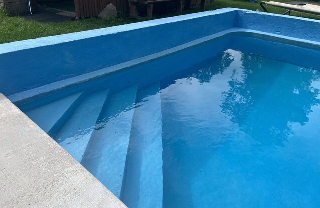 Wonderful private villa for 10 guests with WIFI, hot tub, private pool, TV, patio and pets allowed