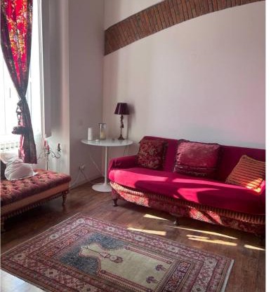 Wonderful Central apartment in Porta Garibaldi,Moscova