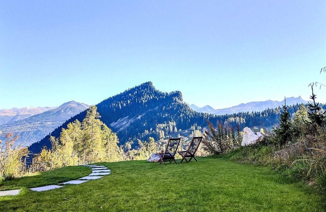 Wonderful private villa with WIFI, TV, terrace, pets allowed, panoramic view and parking